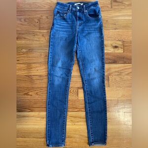 Women Levi’s 721 High Rise Skinny Jeans